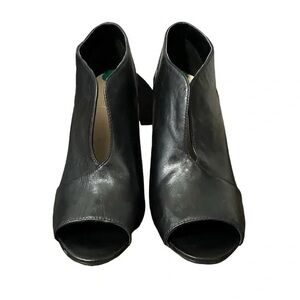 Nine West Black Open-Toe Heels